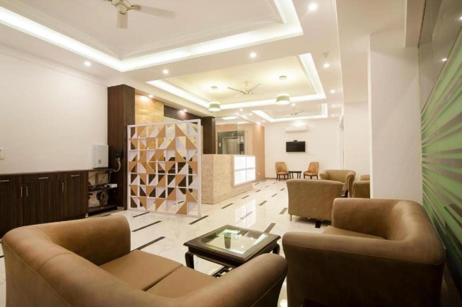 Hotel The Almora By Rs Global Near By Delhi International Airport With - Free Airport Drop Нью-Делі Екстер'єр фото
